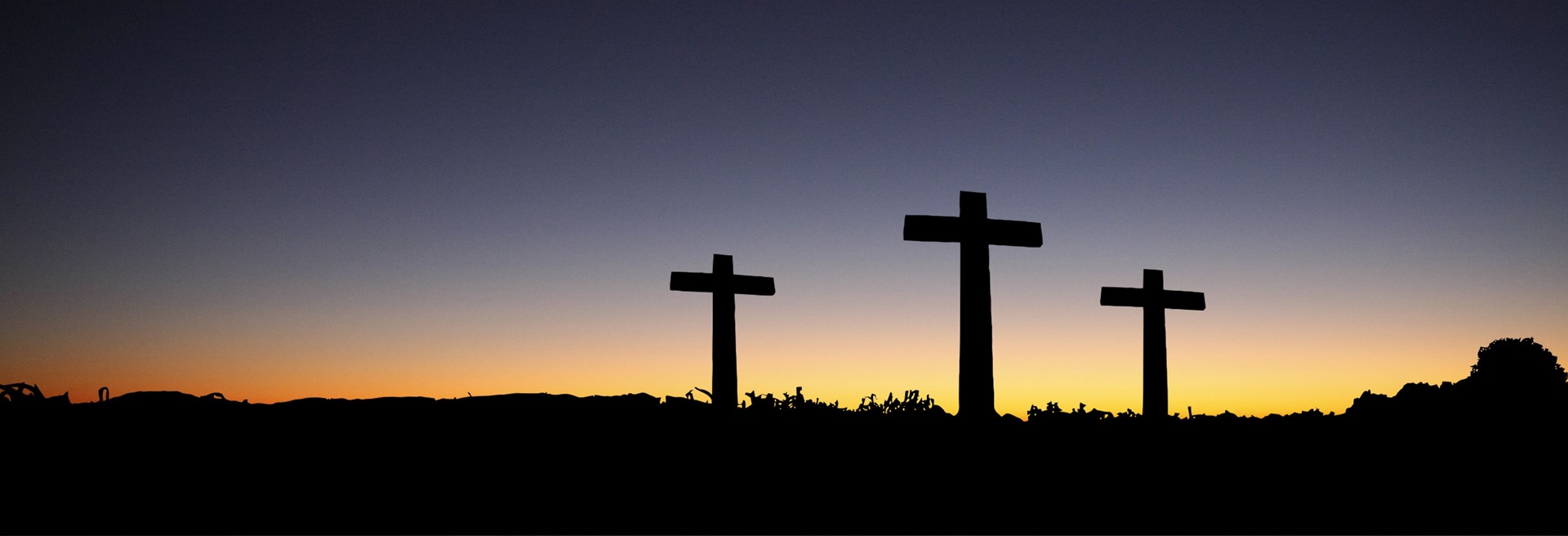 Landscape View Of 3 Cross Standing During Sunset 161188